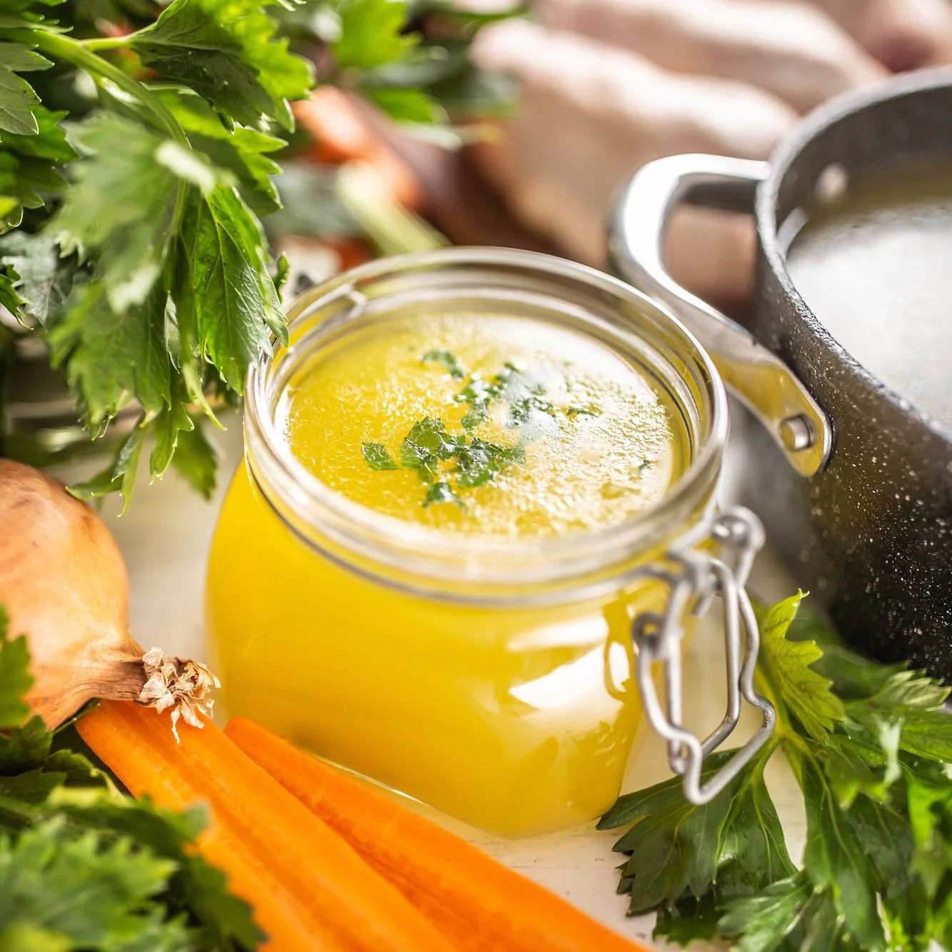 Bio Gemüsebrühe mit 51% Gemüseanteil (500g) - Image 2
